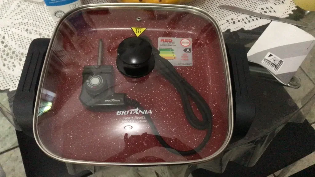panela elétrica britânia multifunções